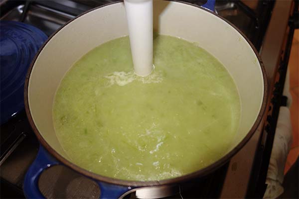 Soupe asperges poireaux - prep8